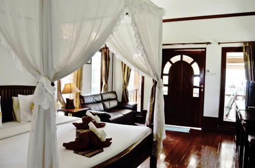 サヤン ビーチ リゾート1