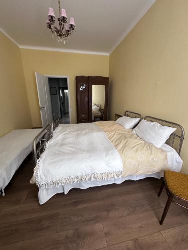 Feel at home chugureti