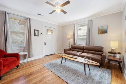 70s Boho Near Zoo & Liberty Bowl! near Memphis Zoo 70s Boho Near Zoo & Liberty Bowl! near Memphis Zoo