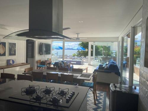 RECANTO JULIÃO -acesso particular a praia Julião (RECANTO JULIAO -acesso particular a praia Juliao) in Praia Grande RECANTO JULIÃO -acesso particular a praia Julião (RECANTO JULIAO -acesso particular a praia Juliao) in Praia Grande