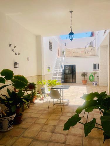 Patio de Los Barberos 2