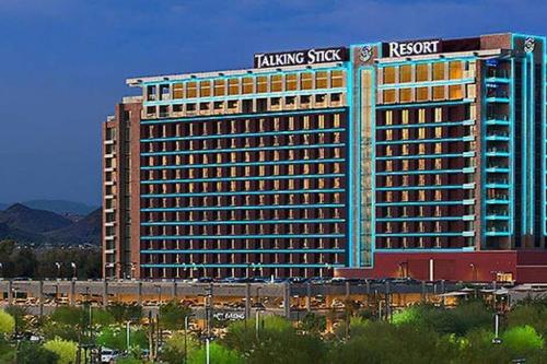 Scottsdale Beauty Close to Old Town 1 Bed 1 Bath