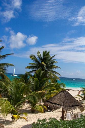 Hotel & Cabañas Zazil Kin Tulum