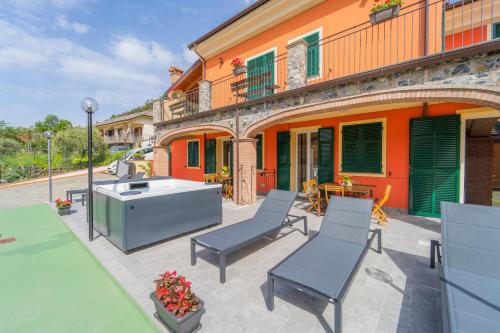 Faciliteiten, 045b - Villetta Moderna 02-24E con VASCA IDROMASSAGGIO in giardino, solo 15 minuti da Mare e Spiaggi in Casarza Ligure Faciliteiten, 045b - Villetta Moderna 02-24E con VASCA IDROMASSAGGIO in giardino, solo 15 minuti da Mare e Spiaggi in Casarza Ligure