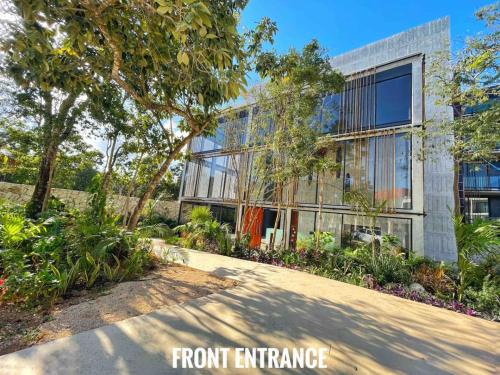 Delightful Modern Studio