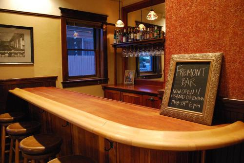 Bar/lounge, Hotel Vendome in Prescott (AZ) Bar/lounge, Hotel Vendome in Prescott (AZ)