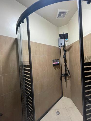 Bathroom, Lina Suites Deluxe Room 3 in Malaybalay Bathroom, Lina Suites Deluxe Room 3 in Malaybalay