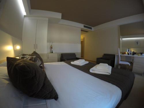 奈霍住宿加早餐旅館 (Guest House Neho) in 茨雷斯 奈霍住宿加早餐旅館 (Guest House Neho) in 茨雷斯