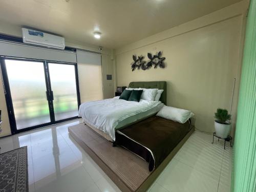 Lina Suites Premium Room 2 in Malaybalay Lina Suites Premium Room 2 in Malaybalay