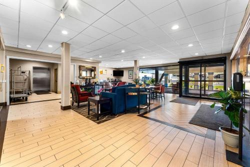 大堂, 貝斯特韋斯特舒適精選酒店-雷丁北部 (SureStay Plus by Best Western Reading North) in 瑞丁 (PA) 大堂, 貝斯特韋斯特舒適精選酒店-雷丁北部 (SureStay Plus by Best Western Reading North) in 瑞丁 (PA)