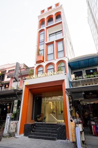 Vista exterior, TRANG NGUYEN HUE HOTEL in Hue Vista exterior, TRANG NGUYEN HUE HOTEL in Hue