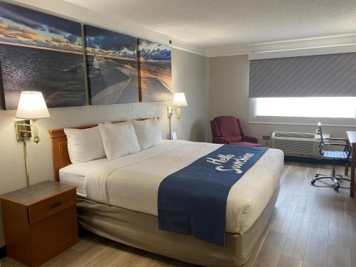 阿靈頓海茨戴斯套房酒店 (Days Inn & Suites by Wyndham Arlington Heights) in 伊利諾依州阿靈頓海茨(IL) 阿靈頓海茨戴斯套房酒店 (Days Inn & Suites by Wyndham Arlington Heights) in 伊利諾依州阿靈頓海茨(IL)