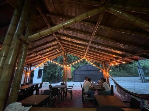 Étterem, Cabaña Monteleón Paicol- Huila (Cabana Monteleon Paicol- Huila) in Garzon (Huila) Étterem, Cabaña Monteleón Paicol- Huila (Cabana Monteleon Paicol- Huila) in Garzon (Huila)