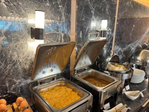 Ramada by Wyndham Bangkok Sukhumvit 1118