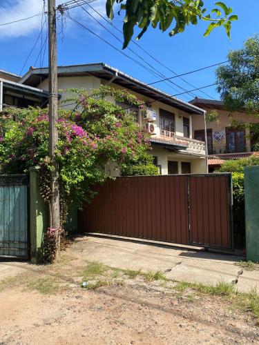 Exterior view, Noahs Ark Homestay in Moratuwa Exterior view, Noahs Ark Homestay in Moratuwa