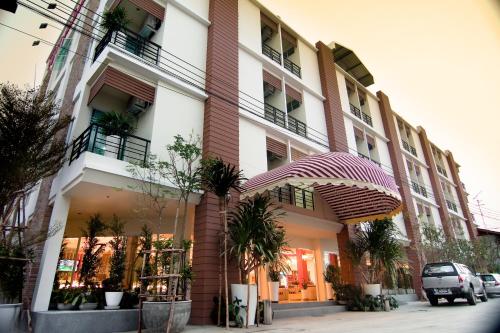 Entrance, Boonsiri Boutique Hotel in Sisaket Entrance, Boonsiri Boutique Hotel in Sisaket