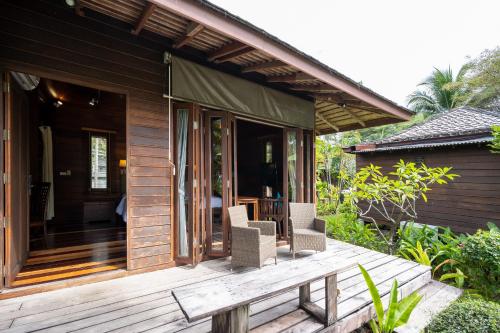 balkon/terras, GajaPuri Resort Koh Chang in Kai Bae strand balkon/terras, GajaPuri Resort Koh Chang in Kai Bae strand