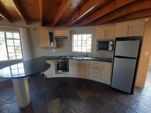 virtuve, Liphofung cave, chalets in Butha-Buthe virtuve, Liphofung cave, chalets in Butha-Buthe