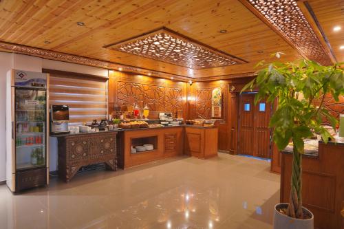 Φαγητό και ποτό, petra plaza hotel in Πέτρα Φαγητό και ποτό, petra plaza hotel in Πέτρα