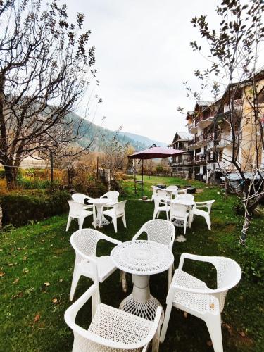 Elena Aastha - Valley View Rooms in Prini Elena Aastha - Valley View Rooms in Prini