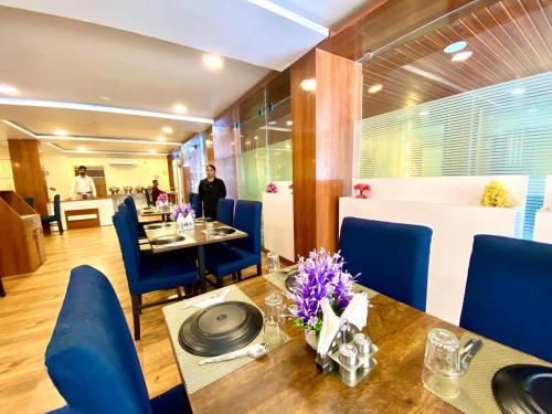 Restaurant, Hotel Sky International Airport Zone near Rajiv Gandhi International Airport Restaurant, Hotel Sky International Airport Zone near Rajiv Gandhi International Airport