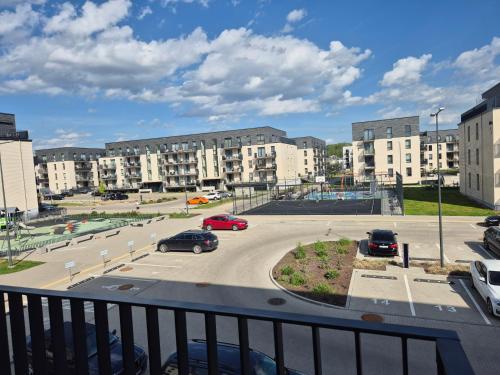 Fantasy House, cozzy apartmens, free parking, long stays welcome in Lazdynėliai Fantasy House, cozzy apartmens, free parking, long stays welcome in Lazdynėliai