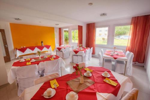 Banquet hall, Hotel B1 in Hellersdorf Banquet hall, Hotel B1 in Hellersdorf