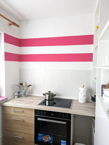 مطبخ, Geräumige und ruhig gelegene 4-Zimmer Ferien- & Monteurwohnung nur für Sie allein! (4 Zimmer geraumige und ruhig gelegene Ferien- und Monteurwohnung nur fur Sie allein AUjvari Vermietu) in Spiegelberg مطبخ, Geräumige und ruhig gelegene 4-Zimmer Ferien- & Monteurwohnung nur für Sie allein! (4 Zimmer geraumige und ruhig gelegene Ferien- und Monteurwohnung nur fur Sie allein AUjvari Vermietu) in Spiegelberg