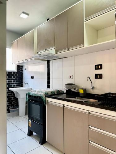 Apto Paraíso Sun Way Aluguel de Temporada com Piscina, churrasqueira, Quadra e Parquinho 3207 (Apto Paraiso Sun Way Aluguel de Temporada com Piscina, churrasqueira, Quadra e Parquinho 3207) in Horto Apto Paraíso Sun Way Aluguel de Temporada com Piscina, churrasqueira, Quadra e Parquinho 3207 (Apto Paraiso Sun Way Aluguel de Temporada com Piscina, churrasqueira, Quadra e Parquinho 3207) in Horto