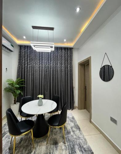 Queennaj Shortlet And Rentals in Jabi Queennaj Shortlet And Rentals in Jabi