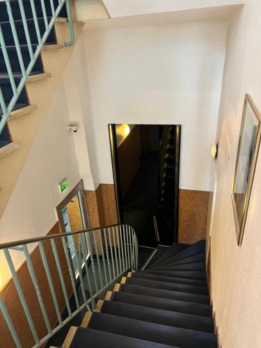 Monopol Hotel in Dusseldorf Monopol Hotel in Dusseldorf