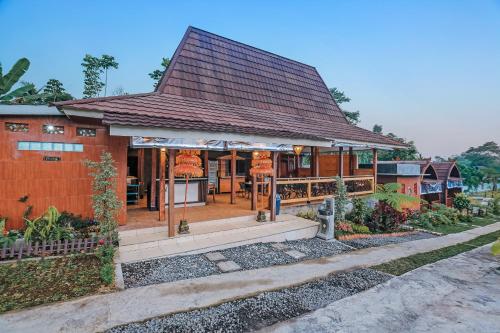 Restaurant, Navalia Villa Bedugul in Bedugul Restaurant, Navalia Villa Bedugul in Bedugul