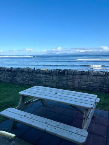 Spectacular Sea Views 3 bedroom in Tullaghan Spectacular Sea Views 3 bedroom in Tullaghan