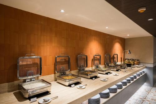 Ruoka ja Juomat, Aston Bintaro Hotel & Conference Center in Ciputat Ruoka ja Juomat, Aston Bintaro Hotel & Conference Center in Ciputat