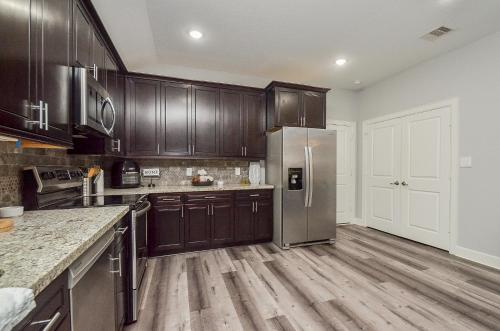 Kitchen, House 3 years old, Close to mall, Restaurants, IAH in Atascocita Kitchen, House 3 years old, Close to mall, Restaurants, IAH in Atascocita