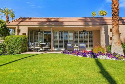 Cheerful 3 Bedroom Condo in Indian Wells in Indian Wells Cheerful 3 Bedroom Condo in Indian Wells in Indian Wells