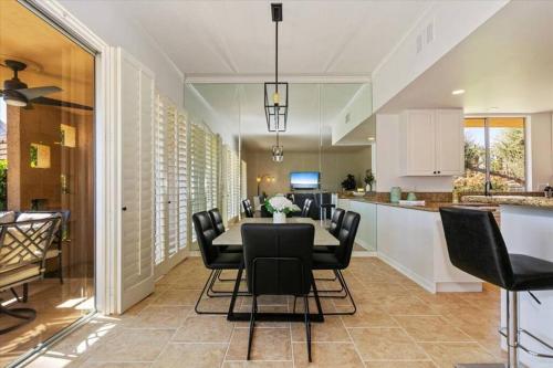Cheerful 3 Bedroom Condo in Indian Wells in Indian Wells Cheerful 3 Bedroom Condo in Indian Wells in Indian Wells