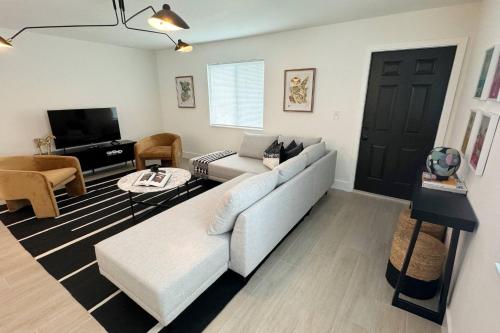 Stylish Wynwood Escape Art Clubs and Sunshine