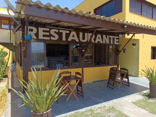 ห้องอาหาร, Pousada e Restaurante Frente Mar H Guarujá (Pousada e Restaurante Frente Mar H Guaruja) in เปเรเก ห้องอาหาร, Pousada e Restaurante Frente Mar H Guarujá (Pousada e Restaurante Frente Mar H Guaruja) in เปเรเก