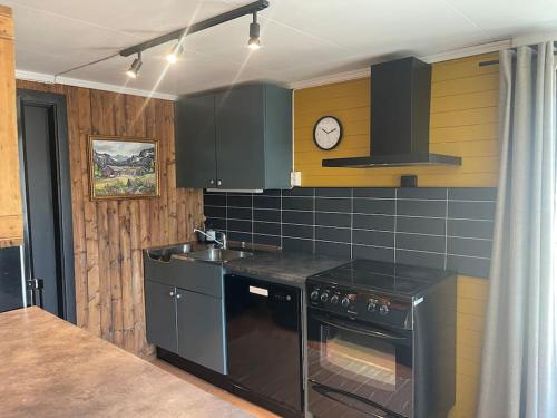 Koselig gårdshus (Koselig gardshus) in Otta Koselig gårdshus (Koselig gardshus) in Otta