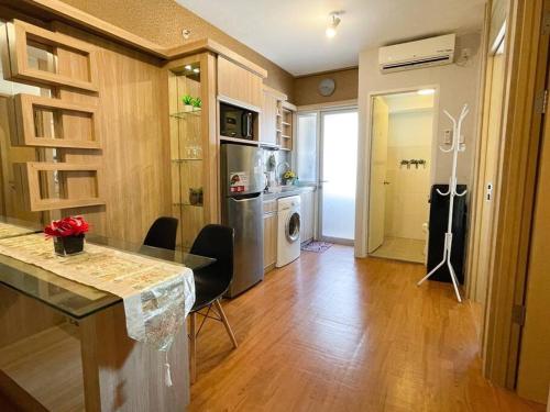 Modern 2BR Educity Apartment, Pakuwon City