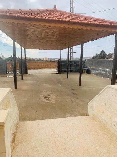 Laura's Stylish Entire VILLA or Only Rooms in Madaba Laura's Stylish Entire VILLA or Only Rooms in Madaba