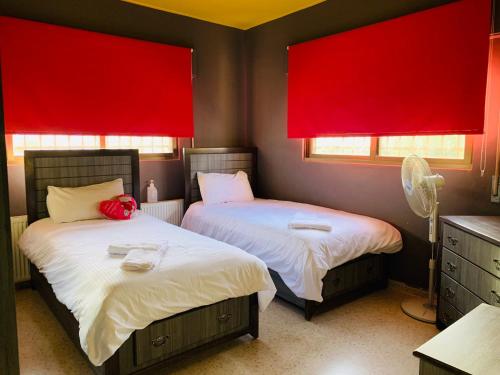 Laura's Stylish Entire VILLA or Only Rooms in Madaba Laura's Stylish Entire VILLA or Only Rooms in Madaba
