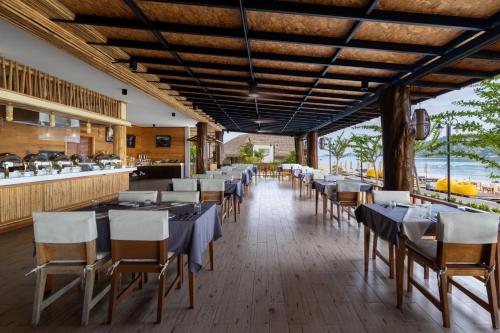 Food and beverages, Bulow Casa Grand View Resort & Spa near Koh Kla Food and beverages, Bulow Casa Grand View Resort & Spa near Koh Kla