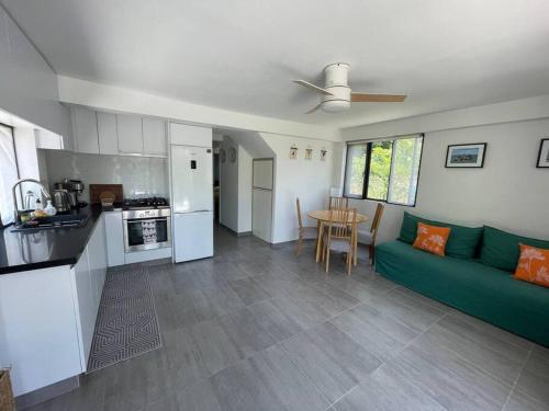 Holiday Let - Mui Wo, Lantau Island near Cheung Sha Beach Holiday Let - Mui Wo, Lantau Island near Cheung Sha Beach
