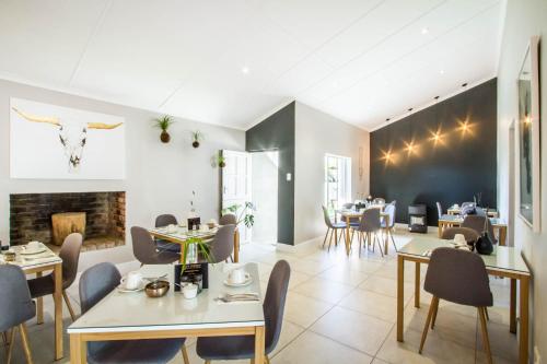 El Dorado Hotel and Self Catering in Oudtshoorn El Dorado Hotel and Self Catering in Oudtshoorn
