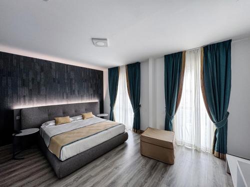 Mediterranea Hotel & Convention Center in Салерно Mediterranea Hotel & Convention Center in Салерно