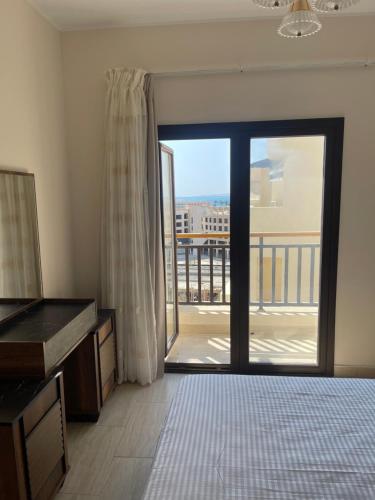 Sea view apartment in Aldau heights