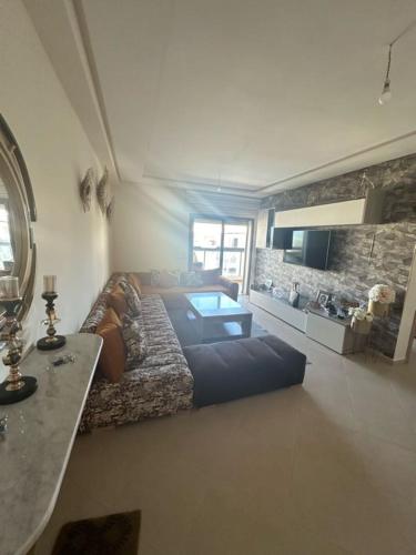 JOLI APPARTEMENT A OUED CHERRATE in Sidi El Haj Bou Derbala JOLI APPARTEMENT A OUED CHERRATE in Sidi El Haj Bou Derbala