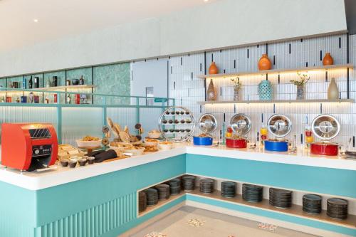레스토랑, Holiday Inn Lampung Bukit Randu By IHG in 반다르람풍 레스토랑, Holiday Inn Lampung Bukit Randu By IHG in 반다르람풍